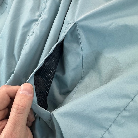 VISSLA The Trip Hooded Windbreaker Jacket VISSLA Men's M Light Blue *Read - Picture 7 of 16